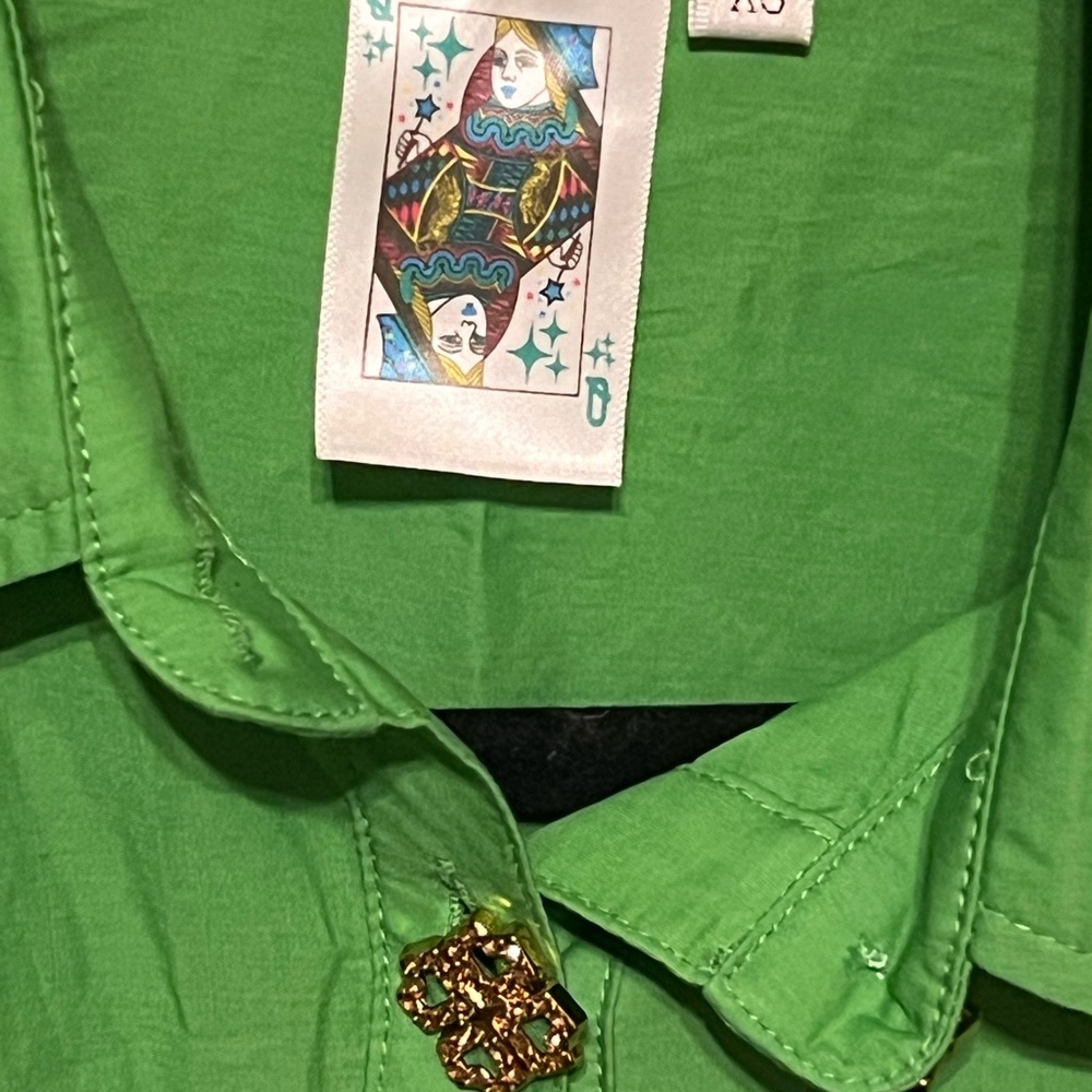 QUEEN OF SPARKLES Green Button-Front Dress with Sequin Shamrock Shoulder Accents - Picture 7 of 9